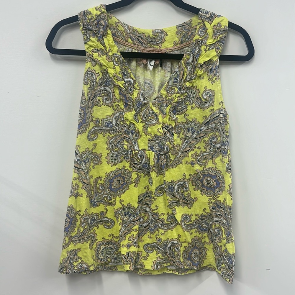 ANTHROPOLOGIE Akemi + Kin yellow paisley tank top S